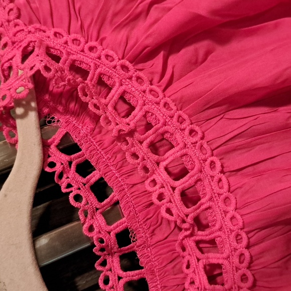 🔥New Rose lace cut out sleeve top - Picture 6 of 8